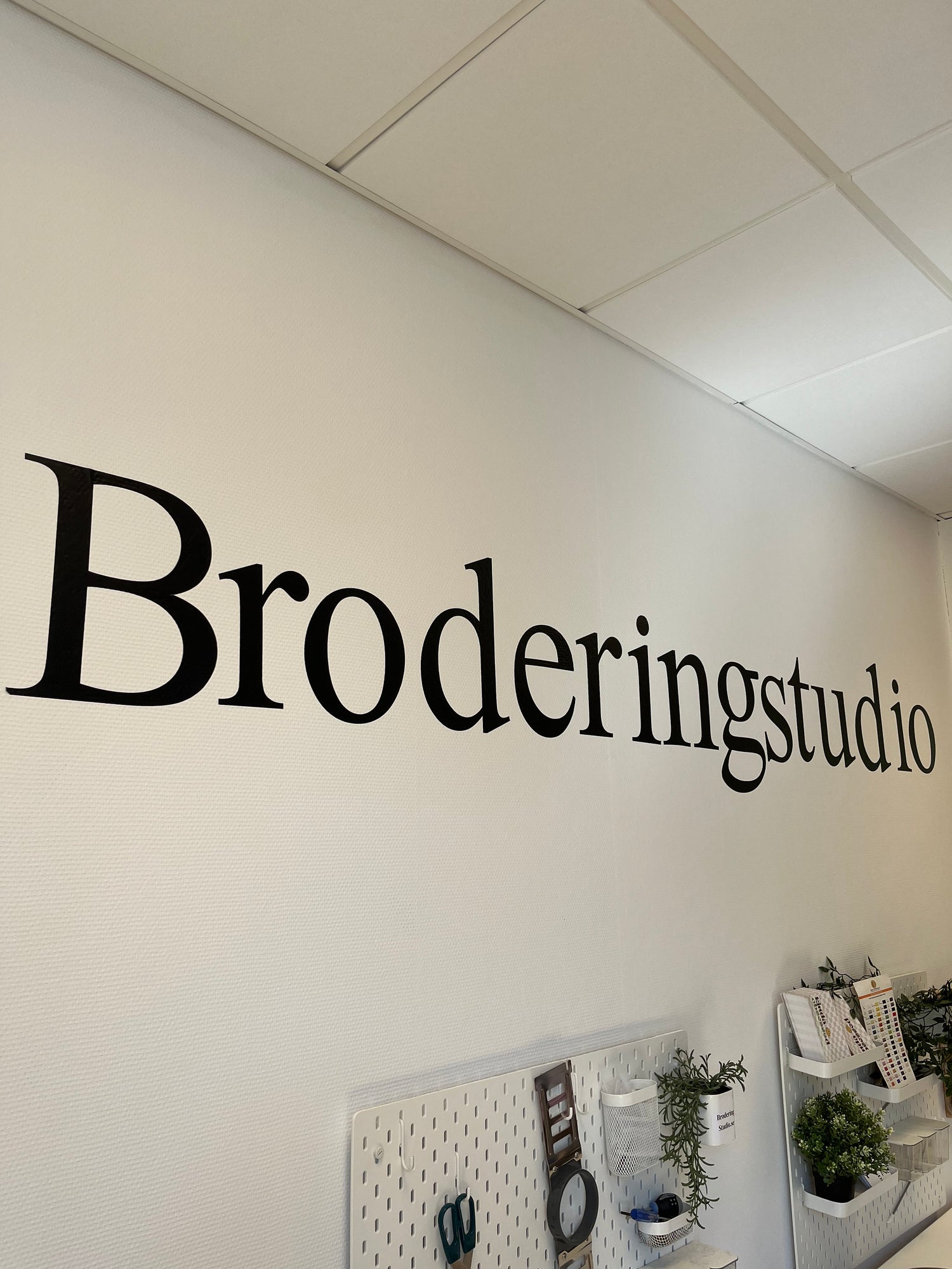 Om Broderingstudio - Vår Resa