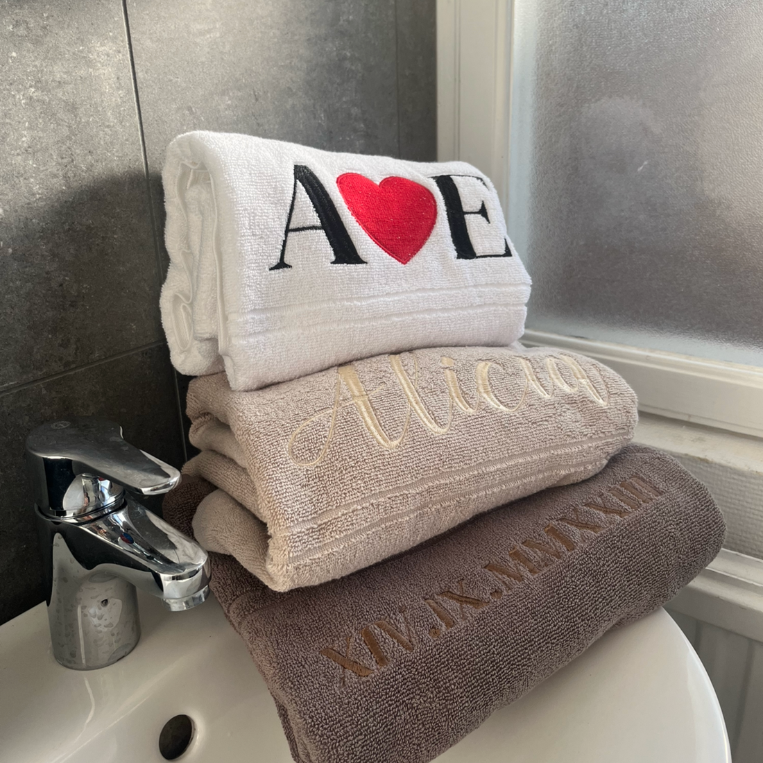 Personlig Namn/Efternamn Badhandduk & Handduk